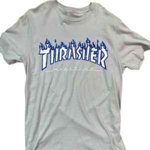 PLAYERA THRASHER FLAMAS AZULES TALLA M