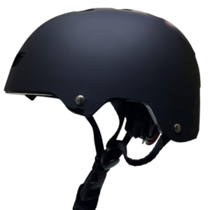 Casco para patinar ajustable color negro mate Talla L