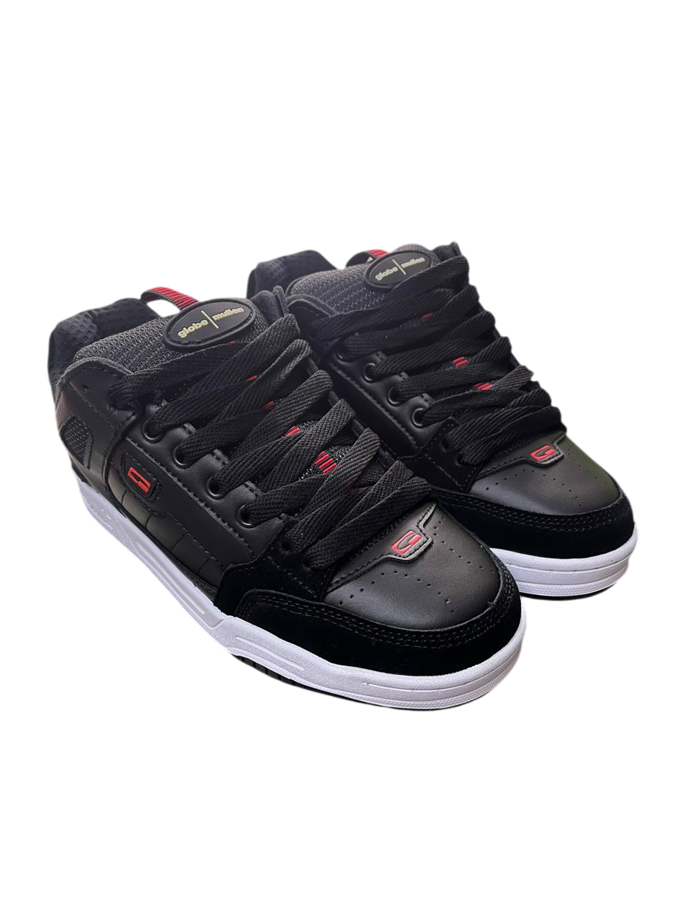 Tenis GLOBE Tilt Prime color negro