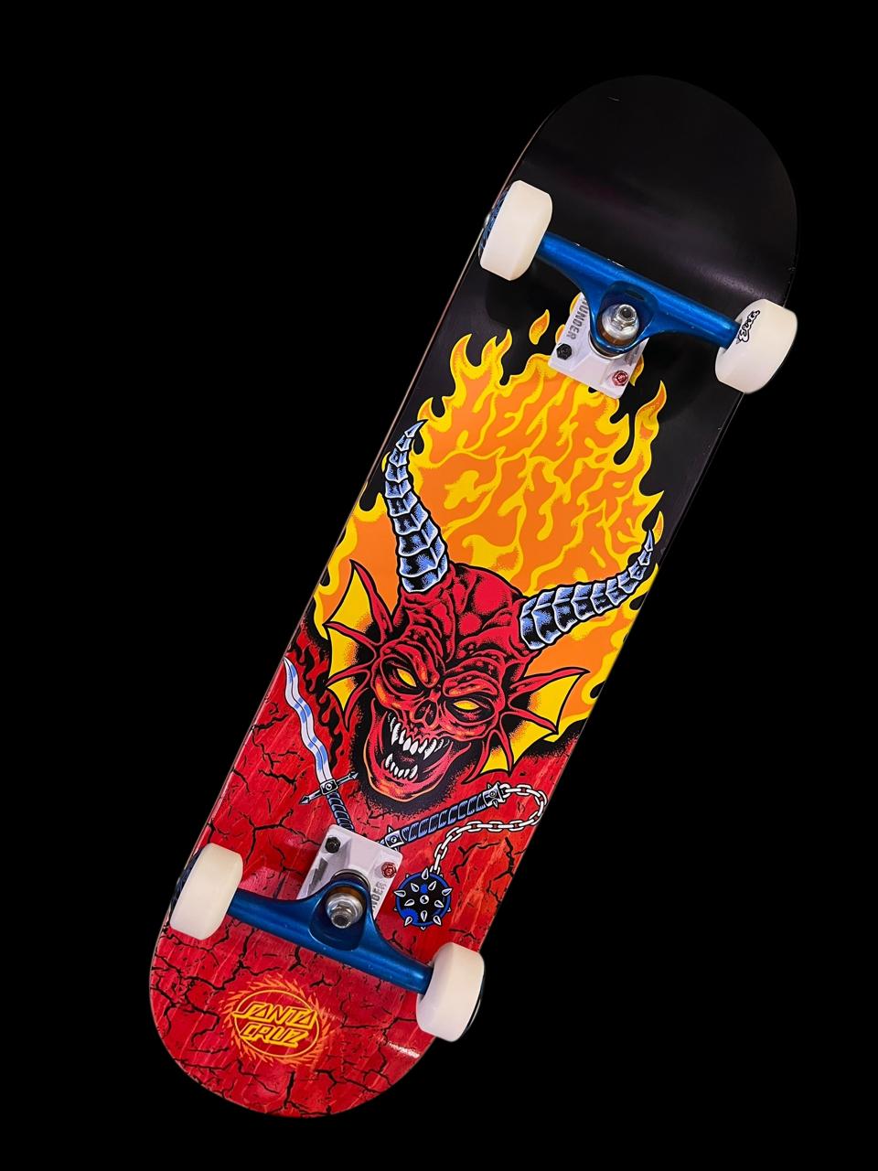 Patineta Profesional Santa Cruz x Stranger things Hellfire club Glow in the dark
