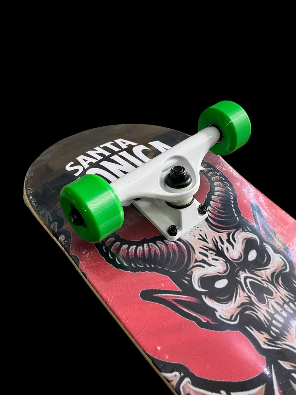 Skate profesional básica Santa Mónica Calavera con cuernos - Image 2