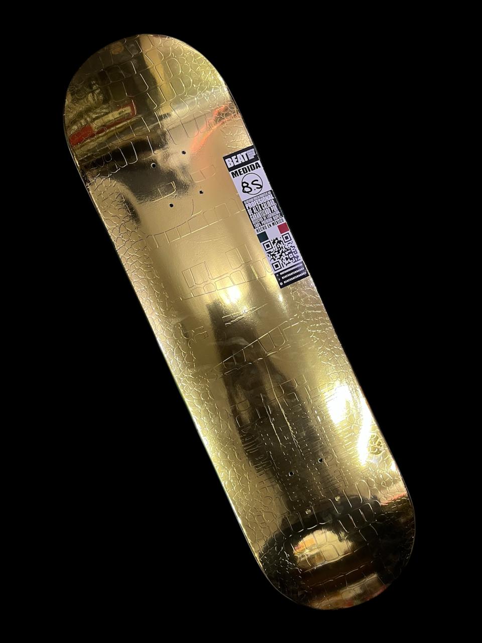 Tabla Deck para patineta profesional marca BEAT dorada 8.5"
