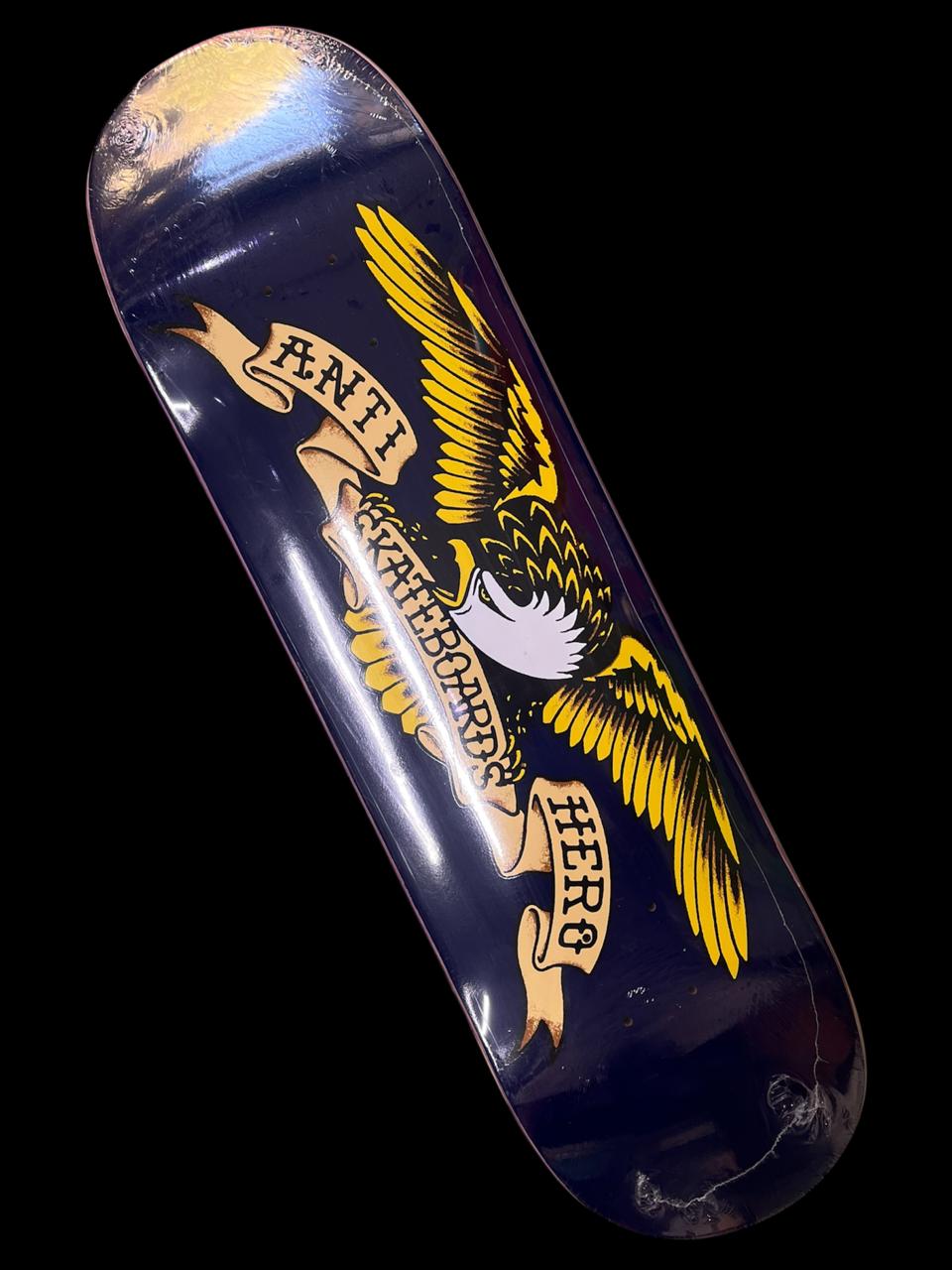 Tabla Deck para patineta profesional marca ANTIHERO Aguila medida 8.25"