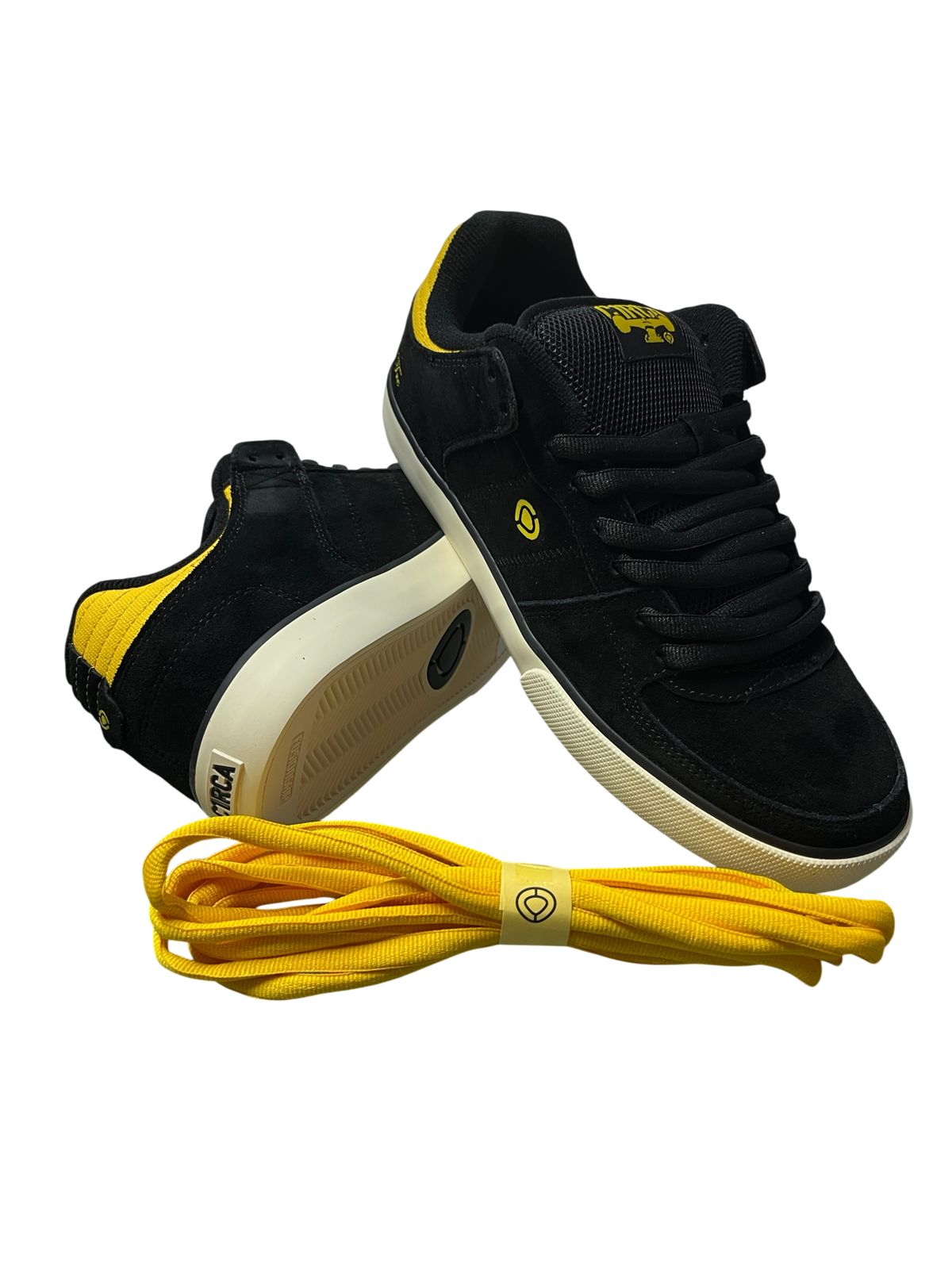 Tenis Americanos Circa Tre negro/amarillo